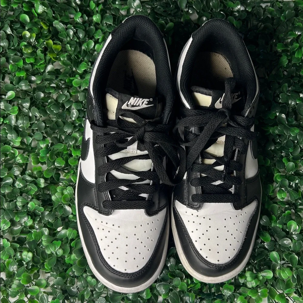 Nike Dunk Low Black and White, Size: 6Y